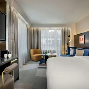 sheraton-neues-schloss.hotelsbaselswitzerland.com/